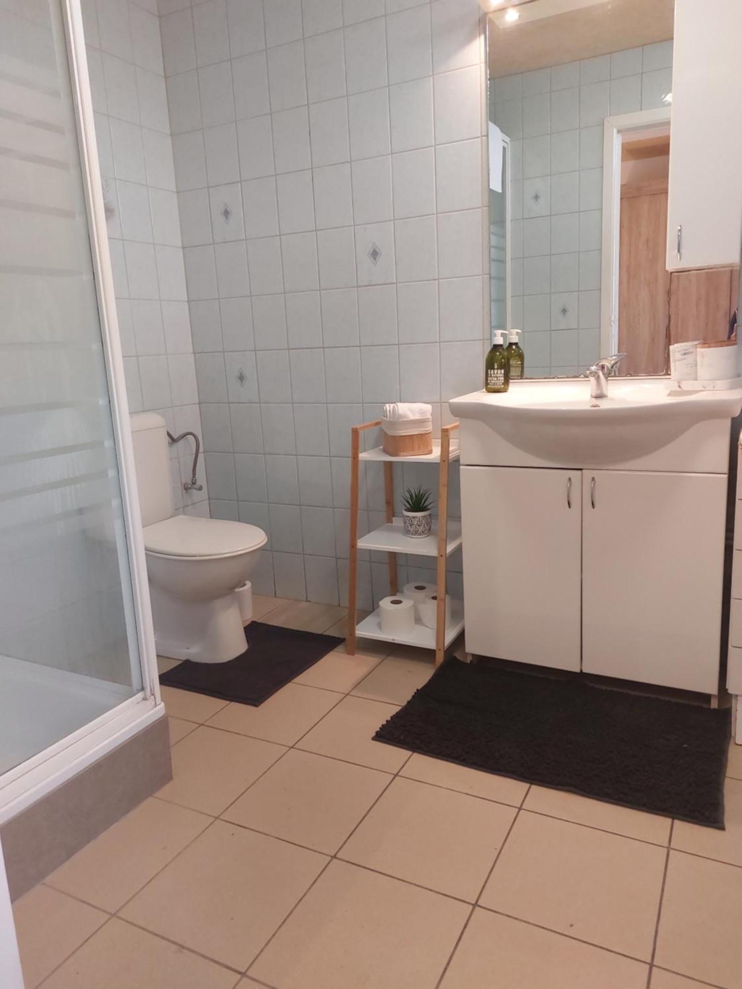 Ferienwohnung A La Cour De La Sucrerie Binche Zimmer foto