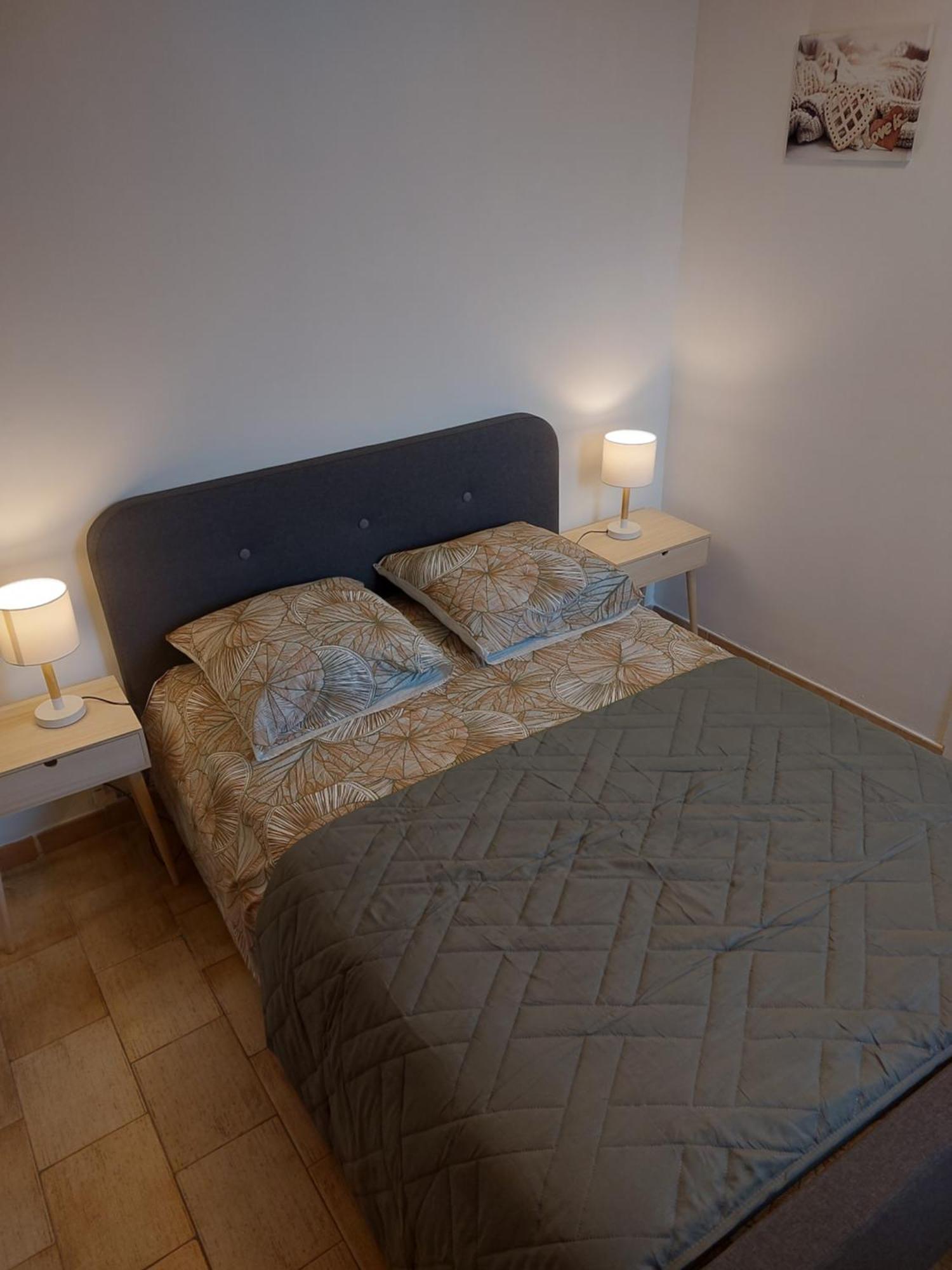 Ferienwohnung A La Cour De La Sucrerie Binche Exterior foto